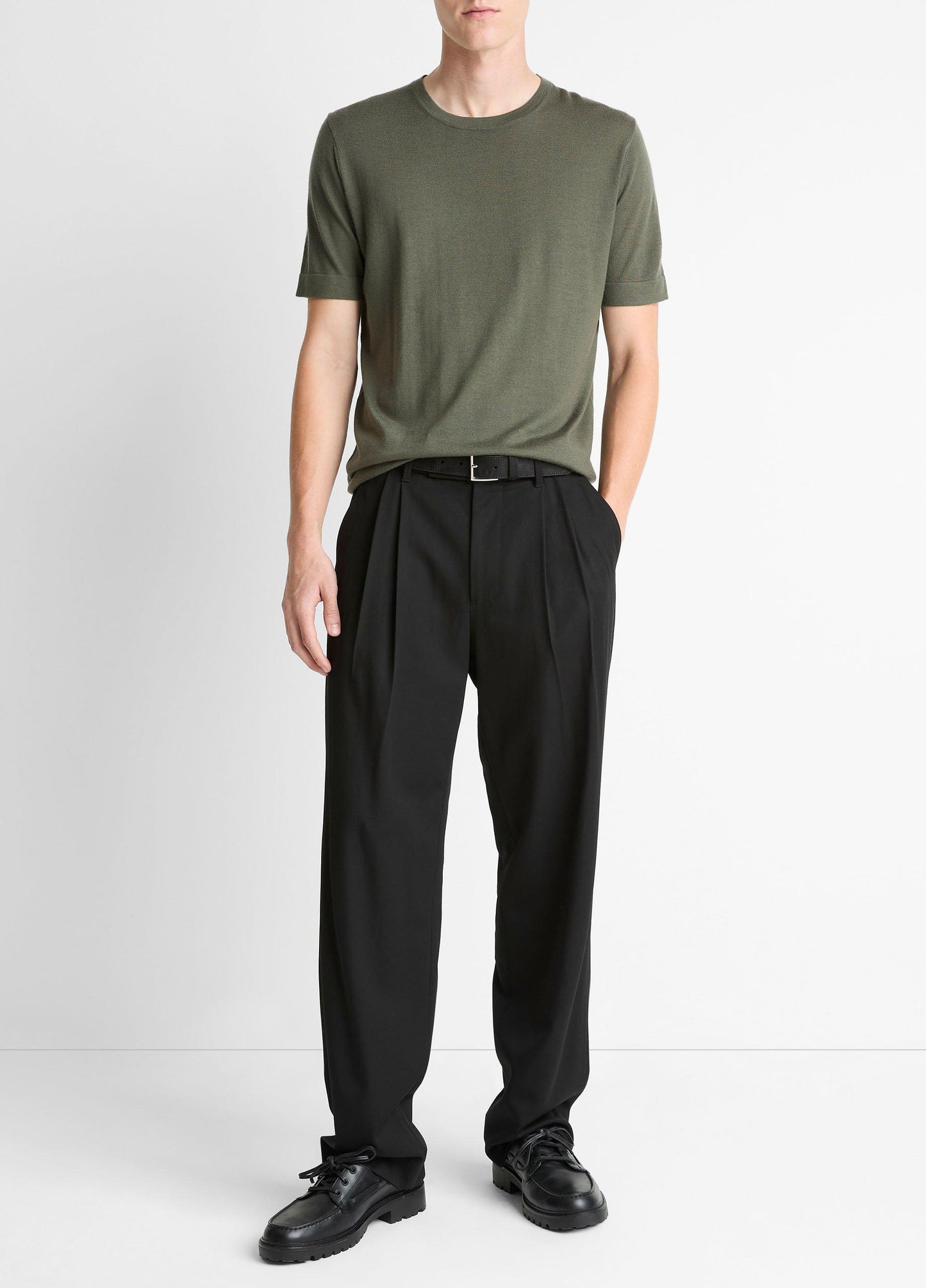 Vince Featherweight Merino Wool-Cashmere Short-Sleeve Sweater - Tees & Hoodies