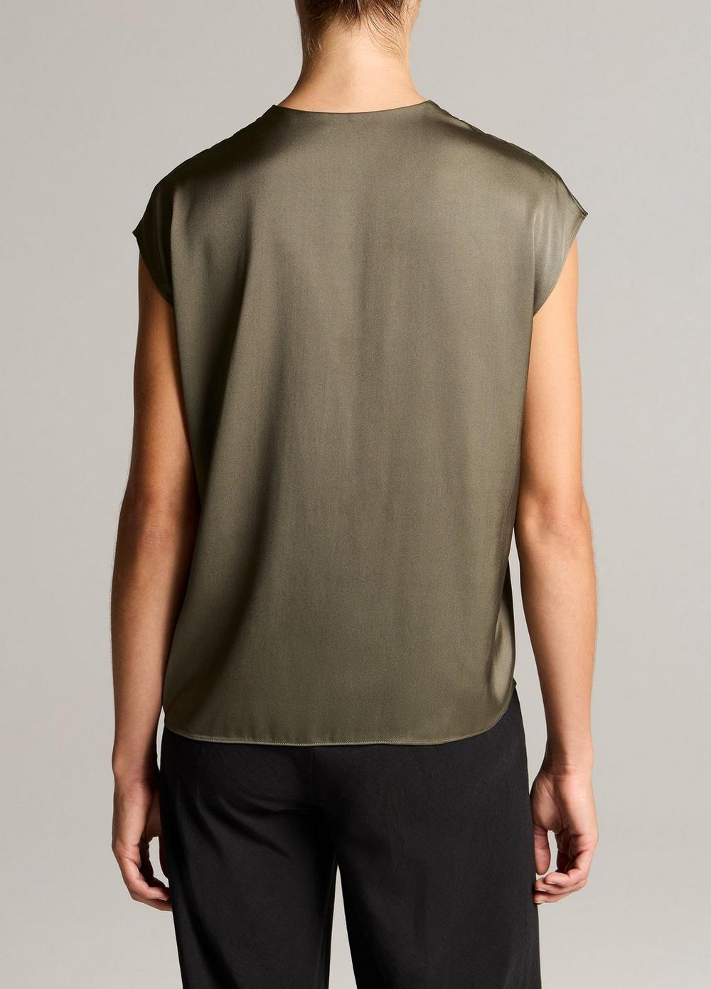 Vince Silk-Blend Double V-Neck Top - Short Sleeve