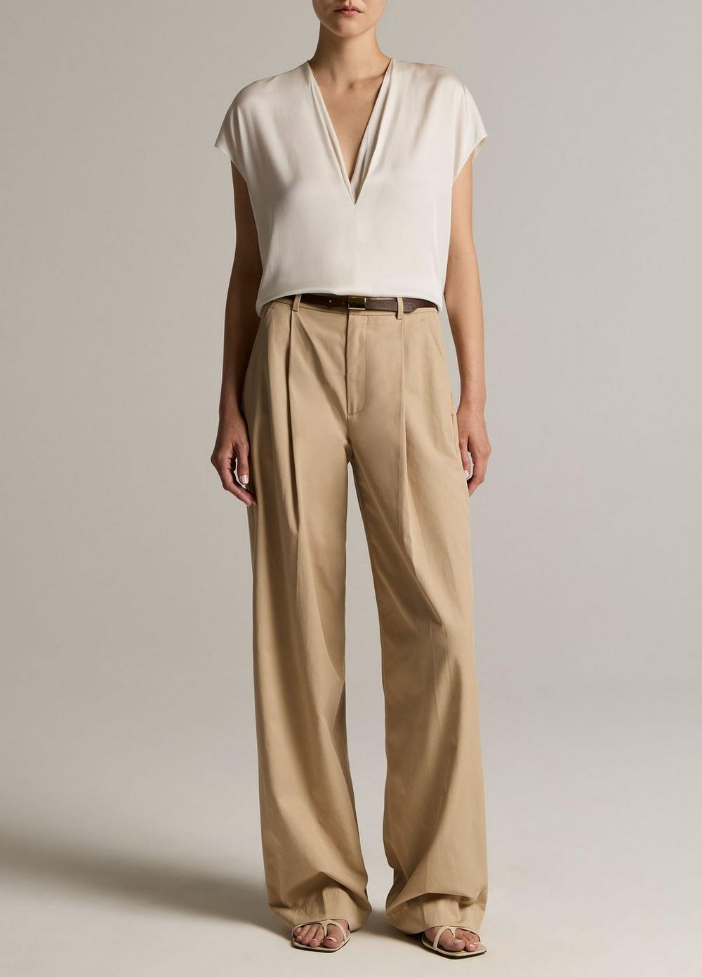 Vince Silk-Blend Double V-Neck Top - Short Sleeve