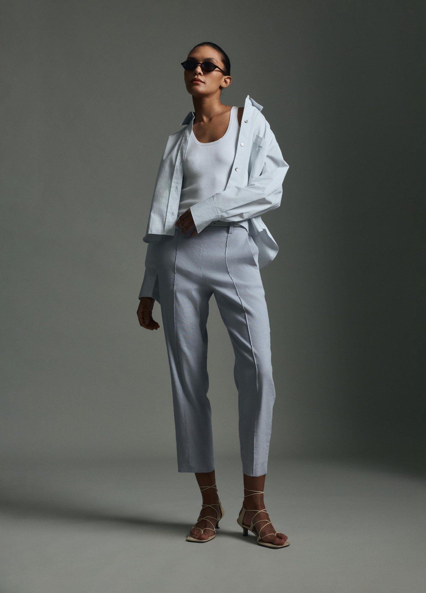 Vince Grace Mid-Rise Linen-Blend Pull-On Pant - Trousers