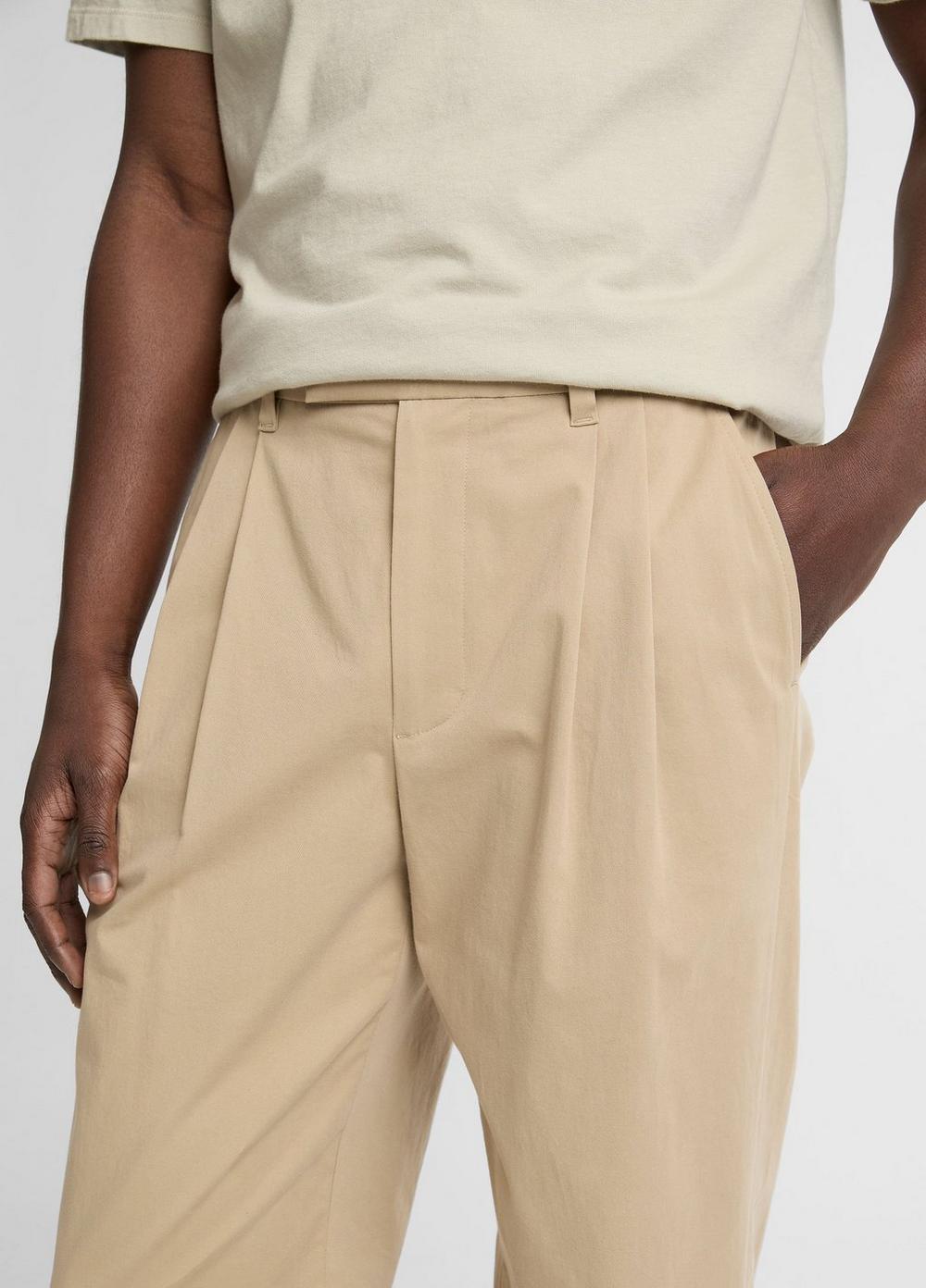 Vince Louie Relaxed Stretch-Cotton Double-Pleated Trouser - Trousers