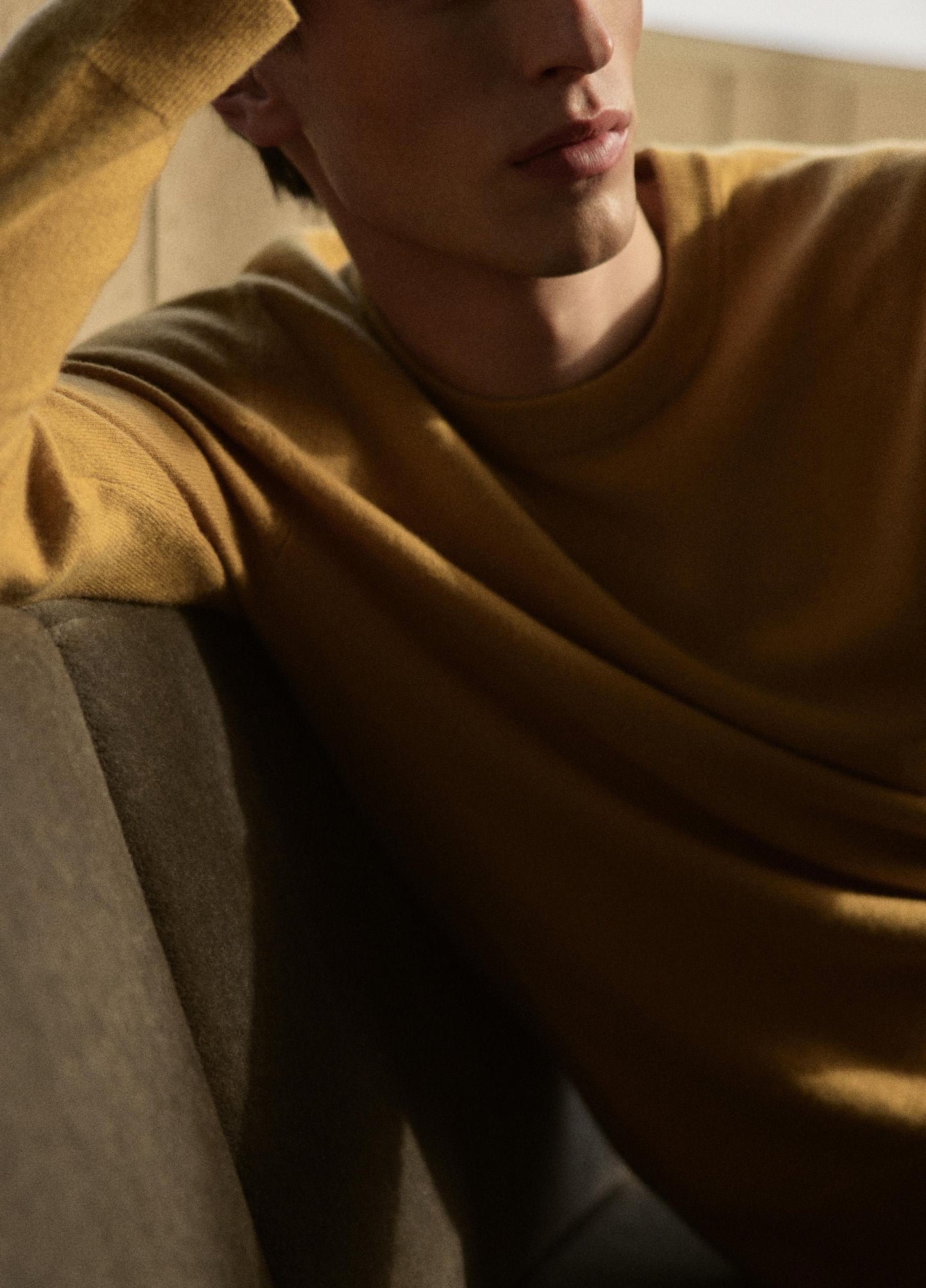 Vince Cashmere Crew Neck Sweater - Crew Neck