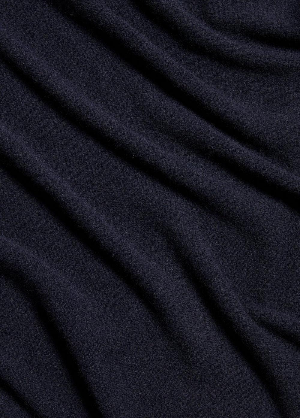 Vince Plush Cashmere Blanket Wrap - Accessories